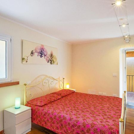 Stunning Apartment In Monte Isola With Kitchen Dış mekan fotoğraf